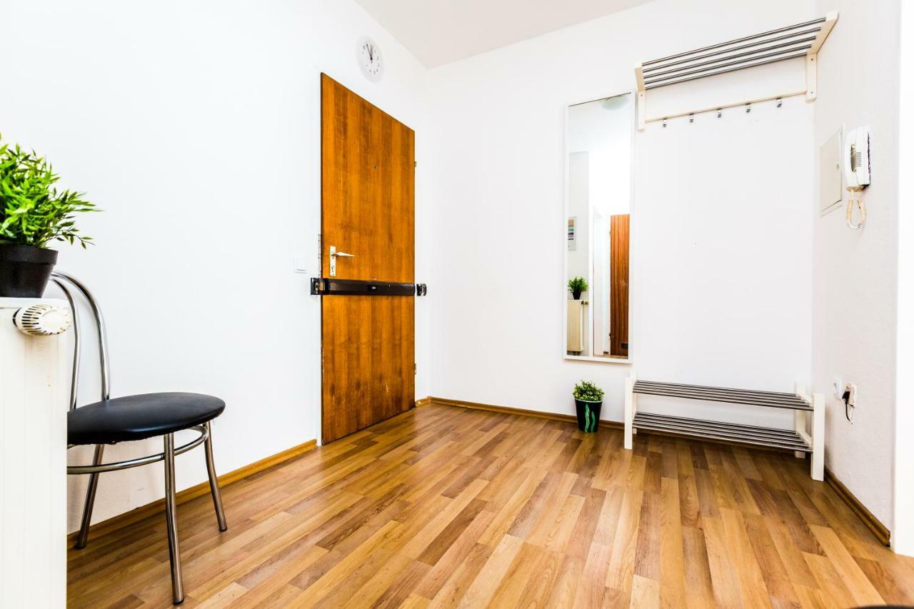 Workers Apartment Am Wiener Platz Cologne Extérieur photo
